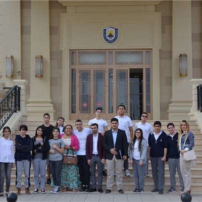 Sardam International School Students Visit AUK